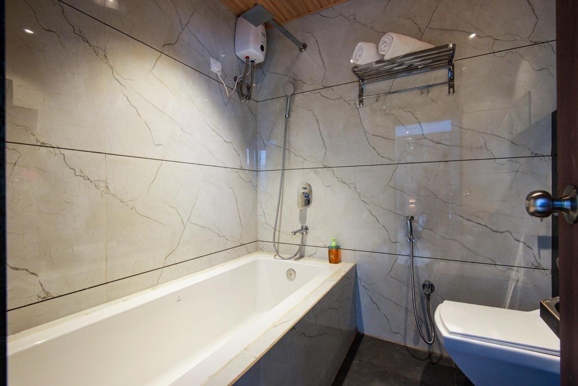 Hotel Galaxy Inn Nová Bombaj Exteriér fotografie